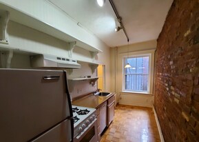 23 Temple St, Unit 1 in Boston, MA - Building Photo