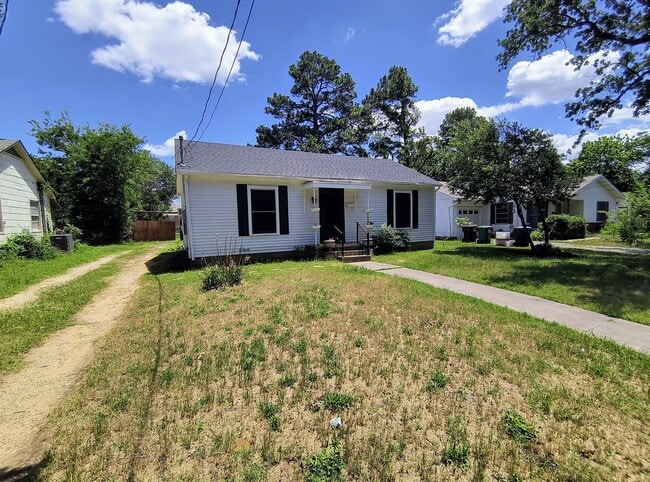 2304 Palmer Dr in Denton, TX - Building Photo - Building Photo