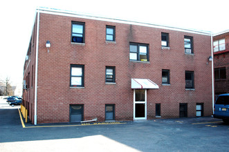 530-532 Morris Ave in Elizabeth, NJ - Building Photo - Building Photo