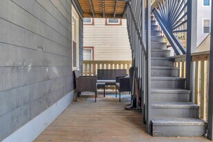 11 Carpenter St, Unit 1 in Boston, MA - Building Photo
