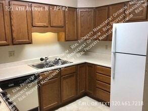 321 4th Ave N in Wahpeton, ND - Building Photo - Building Photo