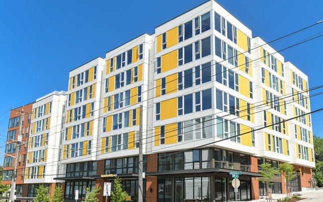 Mt Baker The Maddux Apartments