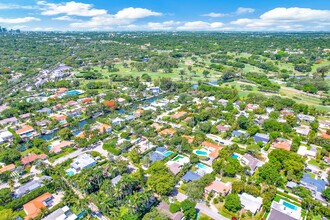 10618 NE 11th Ave in Miami Shores, FL - Building Photo - Building Photo
