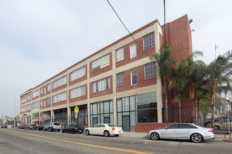 Texere Plaza Lofts in Los Angeles, CA - Foto de edificio - Building Photo