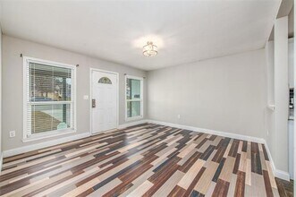 5808 Locke Ave in Fort Worth, TX - Building Photo - Building Photo