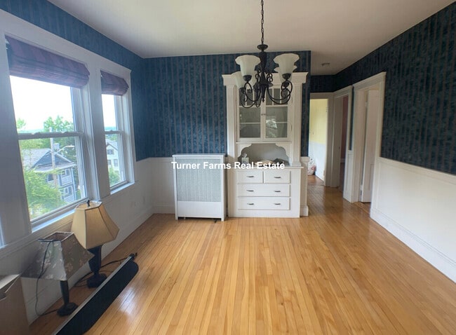 23 Edison Ave, Unit 2