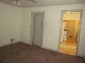 810 Huestis Ave in Fort Wayne, IN - Building Photo - Building Photo