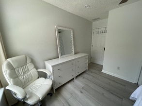 3703 Alcove Dr in Middleburg, FL - Building Photo - Building Photo