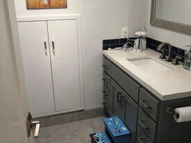 13353 Mango Dr in Del Mar, CA - Building Photo