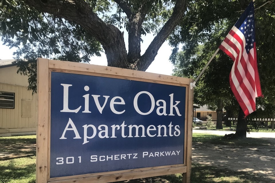 Live Oak in Schertz, TX - Building Photo