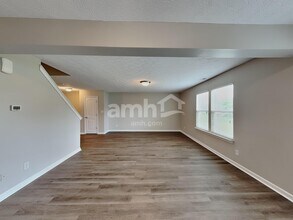 1127 Fiesta Dr in Franklin, IN - Building Photo - Building Photo