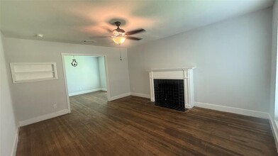104 Gum Gully Rd in Crosby, TX - Building Photo - Building Photo