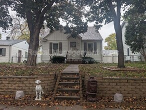 5027 6th St NE in Minneapolis, MN - Building Photo - Building Photo