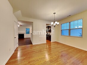 117 Lyonshall St in Fuquay Varina, NC - Building Photo - Building Photo