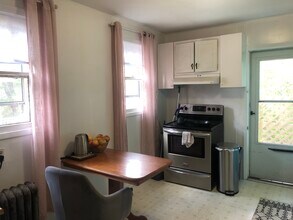 106 Coleman Ave, Unit 2 in Asheville, NC - Building Photo - Building Photo