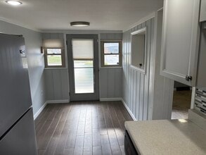 3845 Round Bottom Rd in Cincinnati, OH - Building Photo - Building Photo