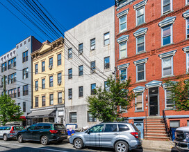 216 Jefferson St in Hoboken, NJ - Building Photo - Building Photo