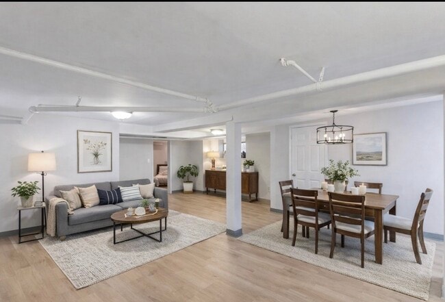 6241 S Troy St in Chicago, IL - Building Photo - Building Photo