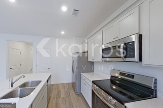 212 Birch Ave in Warner Robins, GA - Building Photo - Building Photo