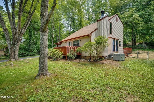 3 Monteray Ct
