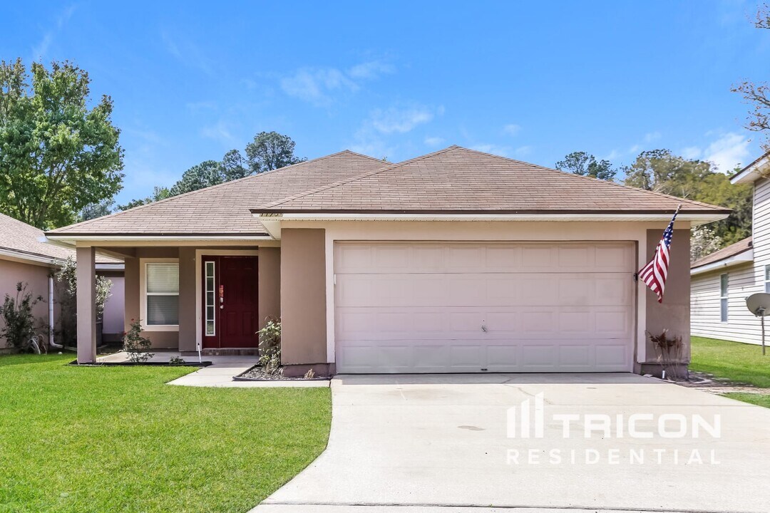 11706 Alexandra Dr in Jacksonville, FL - Building Photo