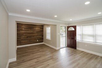4600 N Renshaw Dr in Memphis, TN - Building Photo - Building Photo