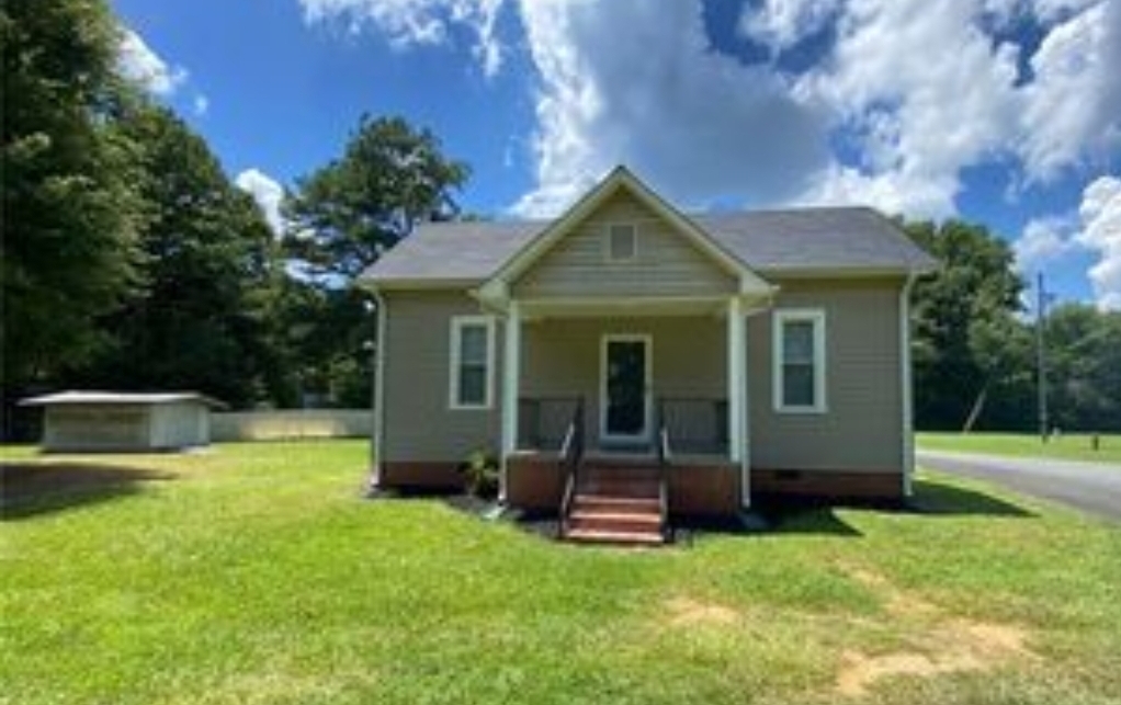 88 Kirk St in Polkton, NC - Foto de edificio