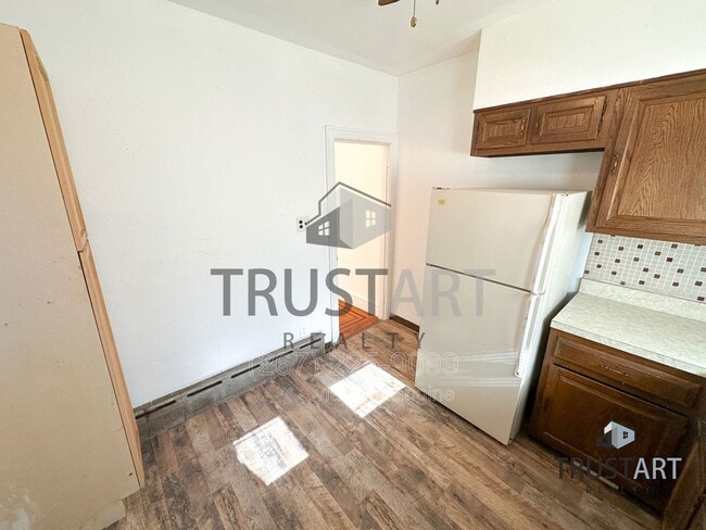 148 W Spencer St in Philadelphia, PA - Building Photo - Building Photo