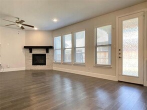 2257 Washington Dr in Carrollton, TX - Building Photo - Building Photo