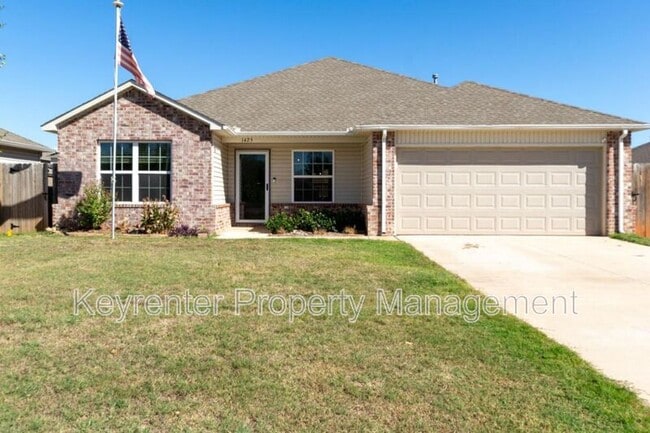 property at 1425 Sandstone Dr