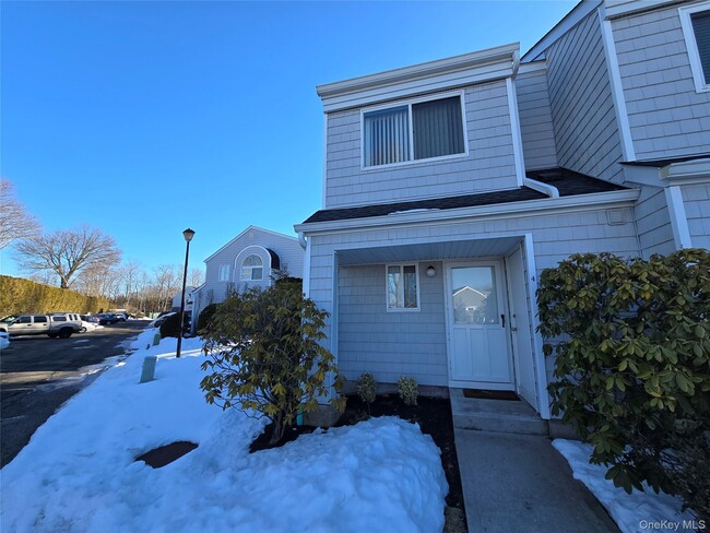 property at 220 Montauk Hwy