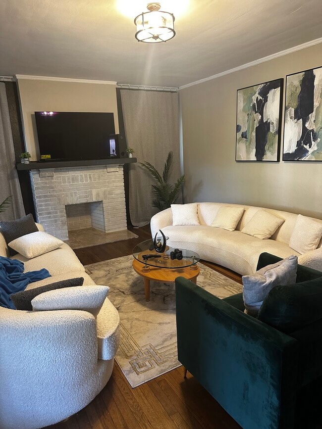 48 Richmond Ave, Unit 48 Richmond ave