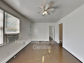323 N Magnolia St in Sumter, SC - Building Photo - Building Photo