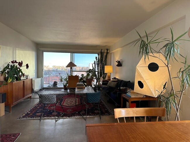 888 N Logan St, Unit 888 Two Bedroom in Denver, CO - Foto de edificio - Building Photo