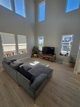 1478 N Sage Dr in Lehi, UT - Foto de edificio - Building Photo