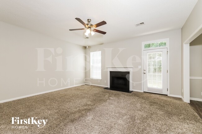 668 Pecan Ridge Cir in Winston-Salem, NC - Foto de edificio - Building Photo