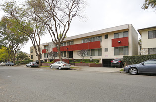 1227 N Fuller Ave in Los Angeles, CA - Foto de edificio - Building Photo