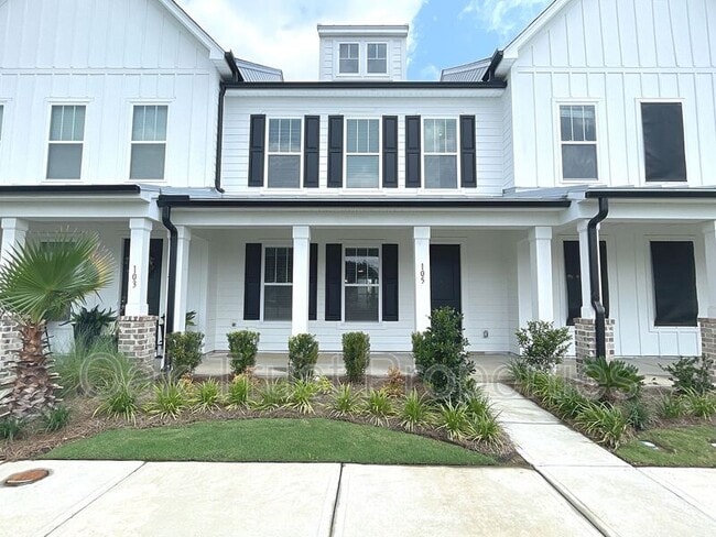 property at 105 Summer Tanager Dr