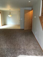 3926 SE 117th Pl in Portland, OR - Foto de edificio - Building Photo