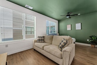 2609 W Nassau St in Tampa, FL - Foto de edificio - Building Photo