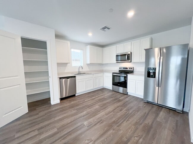 559 Coyote Trl in Cottonwood, AZ - Building Photo - Building Photo