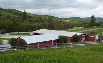 5770 Croy Rd in Morgan Hill, CA - Building Photo