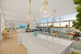 7934 West Dr in North Bay Village, FL - Building Photo - Building Photo