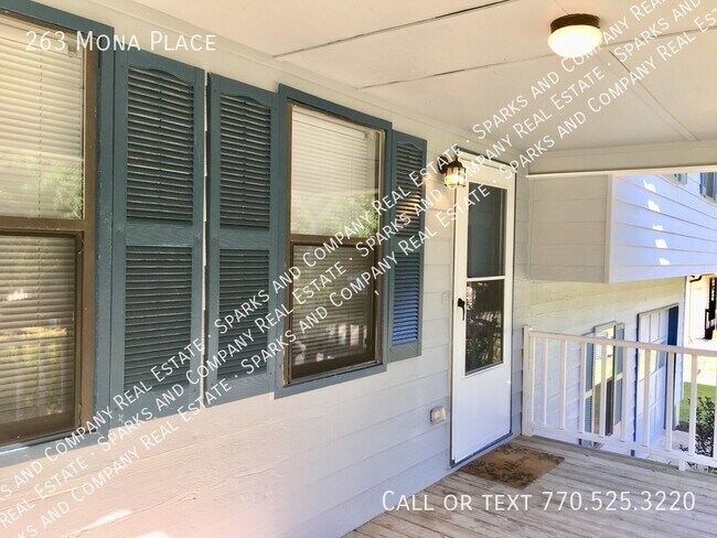 263 Mona Pl photo'