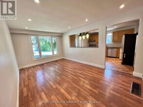 94 Kulpin Ave in Bradford West Gwillimbury, ON - Building Photo - Building Photo