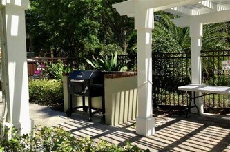 737 Crest Pines Dr in Orlando, FL - Building Photo - Building Photo