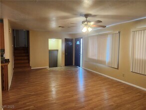 103 S Mallard St in Las Vegas, NV - Building Photo - Building Photo