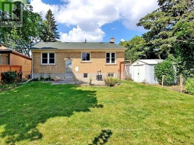 440 Paliser Crescent N in Richmond Hill, ON - Building Photo - Building Photo