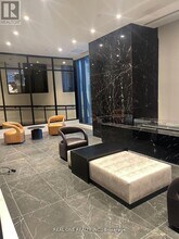 308 Jarvis St in Toronto, ON - Building Photo - Building Photo