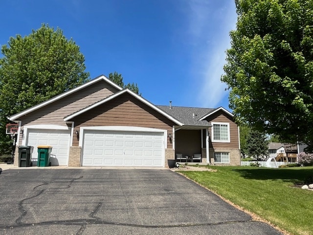 property at 21175 Hyacinth Ave